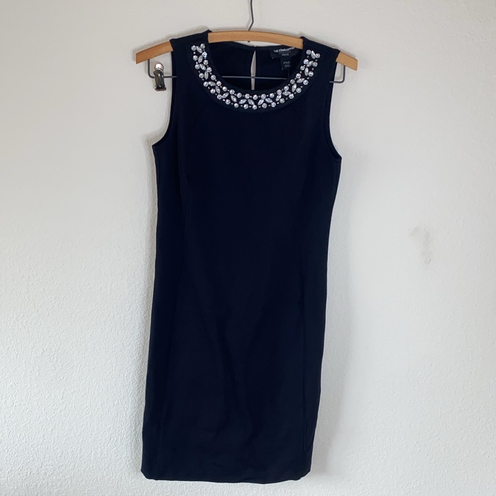 🛍️NWT Liz Claiborne Black Embellished Dress! - Picture 4 of 9